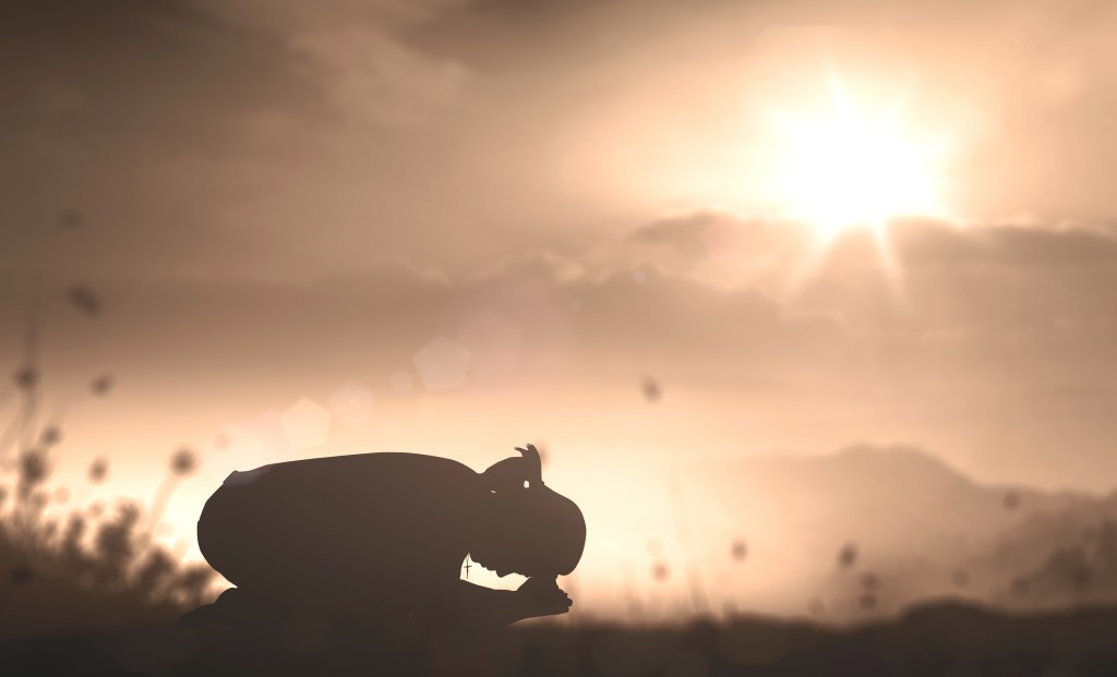 This image has an empty alt attribute; its file name is prayknees.jpg